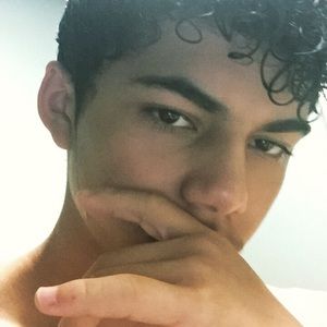 Meet your Posher, Imoni